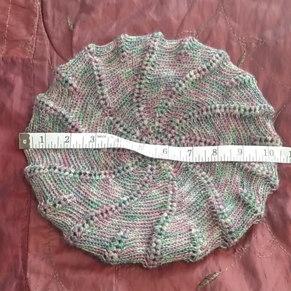 Women's Size Medium Multicolor Handmade Crocheted Silk and Baby Alpaca Beret - Picture 3 of 9